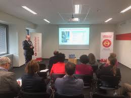 Ist ihre bank in ihrer nähe aktiv? October Spanish Business Breakfast Santander Consumer Bank Eine Osterreichische Bank Mit Spanischen Wurzeln Un Banco Austriaco Con Raices Espanolas Cehaus Webseite