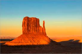 My sister and i wanted to see monument valley, but we didn't know what tour company to use. Monument Valley At Sunset Posters And Prints Posterlounge Com