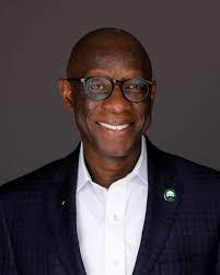 Fernando Barton's Instagram, Twitter & Facebook