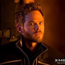 Kylie Griffith (@beautytherat)