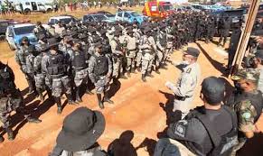 .de goiás informou que lázaro barbosa, de 32 anos, foi encontrado e morreu após lázaro era procurado em uma megaoperação por 20 dias, com mais de 270 policiais. Ucodcxpsa4u8gm