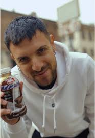 La vera personalità di Awed: scoperta con Mille Pare