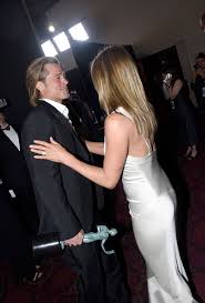 Jennifer aniston and sandra bullock on brown liquor, past boyfriends, the morning show, and february 11, 2020. Sag Awards 2020 Jennifer Aniston Brad Pitt S Backstage Reunion Will Melt Your Heart