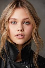 Moonrise (TV Movie 2022)