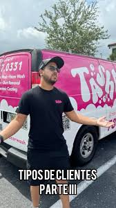 Tasha Car Wash cuenta con una asombrosa cantidad de seguidores en Tik Tok | Foto: Tasha Car Wash    