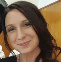 Genevieve Hooper's Instagram, Twitter & Facebook