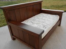 All photos here are not mine. Doggie Daybed Do It Yourself Home Projects From Ana White Diy Daybed Furniture Design Wooden Diy Bed Frame