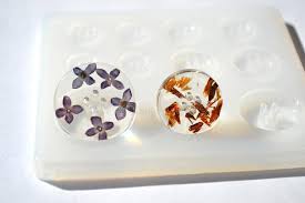Dry trimming, in contrast, takes place between drying and curing. Dried Flowers In Epoxy Resin Buttons Stock Image Image Of Bubble Elegant 165989599