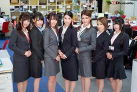 21,524,949 likes · 4,324 talking about this · 953,206 were here. ä¸€åŠæµ£æ˜¥ç§‹ ä¸åªå¥³å„ªèªªä¸­æ–‡ çœŸæ­£çš„è¯äºº é™³ç¾Žæƒ  åŠ å…¥æ—¥æœ¬æš—é»'ç•Œ æ²'äº‹é¤Šé¤Šçœ¼ Oops è¯åˆæ–°èžç¶²