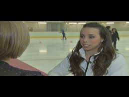 Beth tweddle will be on bbc one's a question of sport at 8.10pm for friday, january 22. Beth Tweddle Reveals Blossoming Baby Bump As She Steps Out For The First Time Following Pregnancy Announcement Ok Magazine