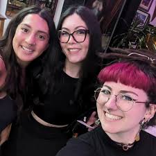 Dani Bowen(@cheeky_stabs) • Instagram 사진 및 동영상