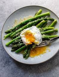 Asparagus In Bed With Poached Eggs And Parmesan A Perfect Simple Supper Or Intimate Breakfast Asparagus Recipe Asparagus Recipes Healthy Easy Healthy Recipes