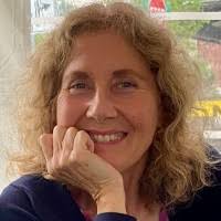 300+ profilů „Lahar“