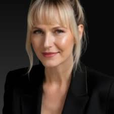 How to stop charging for your time and start charging for your value Most  executive coaches price their services based on: -Number of sessions  (in-person vs. virtual) -Length of engagements or… |