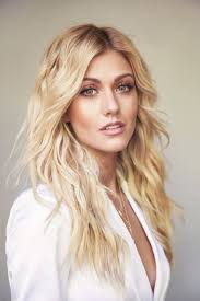 Sadie Sink e Katherine McNamara