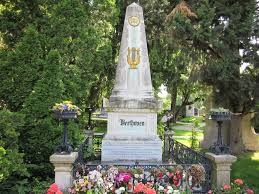 He is a st bernard dog named after the german composer ludwig van beethoven. Bild Grab Beethoven Zu Zentralfriedhof In Wien