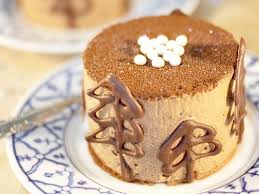 Le Royal Chocolat Et Ses Petits Individuels Royal Chocolat Dessert De Noel Original Chocolat