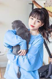 Cứ chỗ nào là ghế của khách, bàn của khách thì. Linh Ngá»c Ä'am Trong Nghá» Tay Trai