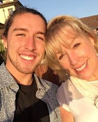 Want to get organized and create a step-by-step sales plan that will  produce consistent results? If yes, join Debbie Hoffman's Free Masterclass,  3 Crucial Mistakes That Cost Entrepreneurs Clients... And Money!… (And