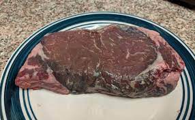 The beef broth should have a deep brown coloring. How To Tell If The Steak Is Bad Tips With Pictures