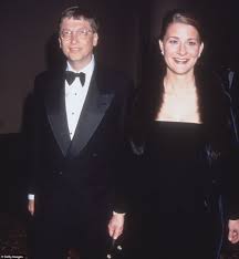 Bill and melinda gates wed on january 1, 1994, and share three children. Fhy Lqhrcpxyrm