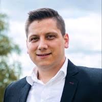 70+ "Jakša" profiles