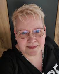 Hey ihr lieben 💜🥰 Ich suche auf diesem Wege neue Kontakte, Freundinnen,  nette Mädels, vielleicht auch die wahre Liebe 😊 Zu mir ich 30 Jahre alt  wohne in Niedersachsen. Bin als sternzeichen