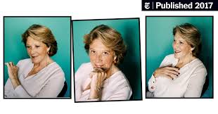Linda lavin (born october 15, 1937) is an american actress and singer. Linda Lavin The First Time I Sang In New York It Was A Bar Mitzvah The New York Times