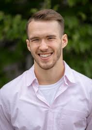 Aaron Staples's Instagram, Twitter & Facebook