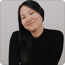 Emily Bach's Instagram, Twitter & Facebook