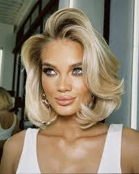 Abby Ruiz's Instagram, Twitter & Facebook