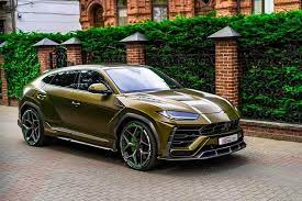 Slc Widebody Kit On The Lamborghini Urus On 24 Inch Aluminum