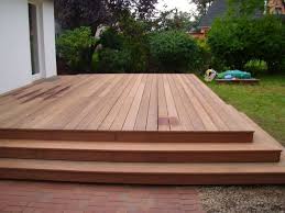 Holzterrasse Christmasdiydecor Com Draussen Terrasse Holz Holzterrasse Terrassen Treppe