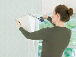 10 Things You Should Know About Hanging Wallpaper How To Hang Wallpaper Wallpaper Crafts Home Wallpaper