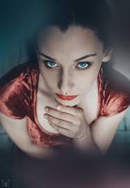 Model: Natalia Warui Pencak Photo: Paweł Paoro Witkowski Photography  https://500px.com/pawel_paoro_witkowski