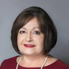 Xochilt Garcia at Majestic Palm Realty