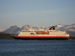 September da kongen debarkerte kongeskipet norge fra dronningen i. Ms Kong Harald