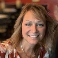 Melissa Cederquist's Instagram, Twitter & Facebook