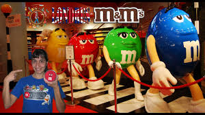 Merci pour votre anticipation qui aide nos bénévoles. Londres Visitando La Tienda De M M Youtube