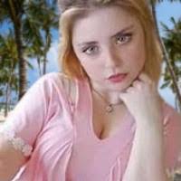 Belinda Hutton's Instagram, Twitter & Facebook