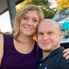 Amanda Linneman (@linneman_amanda)