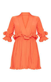 Karl marc john robe renata patineuse bleu. Robe Patineuse Orange Plissee A Volants Orange Vif From Prettylittlething On 21 Buttons