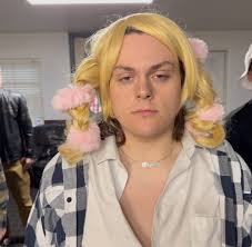 Bigs and Littles! Passing down the values, experiences, and friendships  that make Theta Chi more than just a fraternity. Congratulations to all the  brothers who received a little and to our pledges