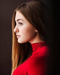 Taylor Thorne's Instagram, Twitter & Facebook