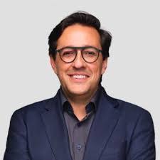 Bernabe Moreno's Instagram, Twitter & Facebook