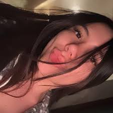 Aide Salgado's Instagram, Twitter & Facebook