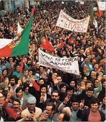 A revolução dos cravos foi um golpe militar ocorrido em lisboa, portugal, em 25 de abril de 1974. 20 Melhor Ideia De Revolucao Dos Cravos Revolucao Dos Cravos 25 De Abril Revolucao
