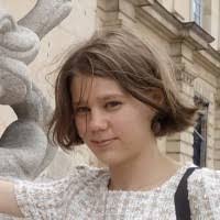 Dora Benoit's Instagram, Twitter & Facebook