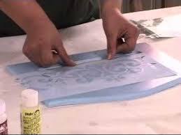 Kadife Dokusu Teknigi Ahsap Boyama Teknikleri Youtube Kadife Stencil Teknik
