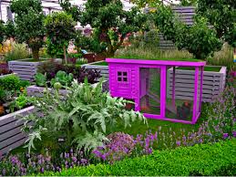 This Color Is Striking And Beautiful In This Garden Setting A Great Way To Add A Shock Of C Vegetable Garden Design Chicken Garden Backyard Vegetable Gardens